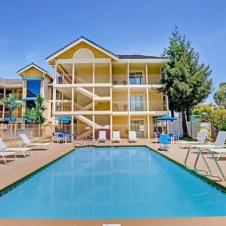 Days Inn&Suites Santa Cruz Facilidades foto