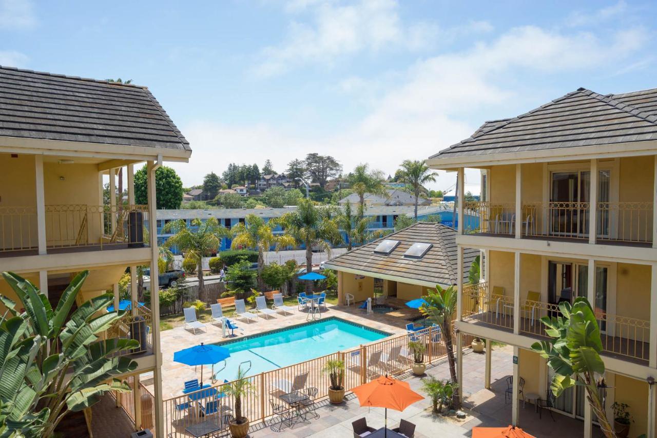 Days Inn&Suites Santa Cruz Exterior foto